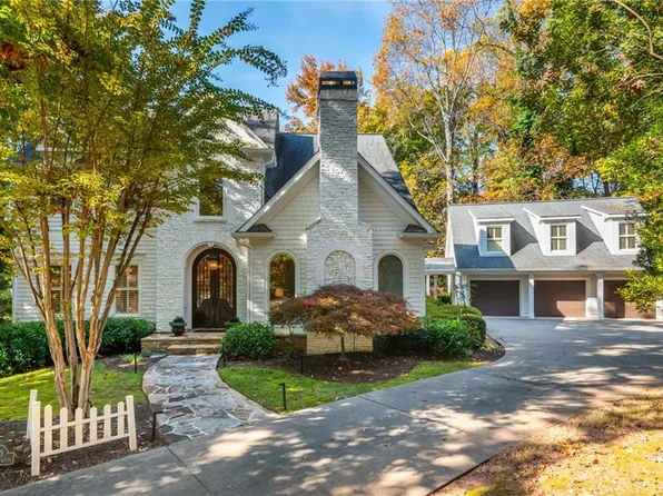 4150 Chimney Hts NE, Roswell, GA 30075