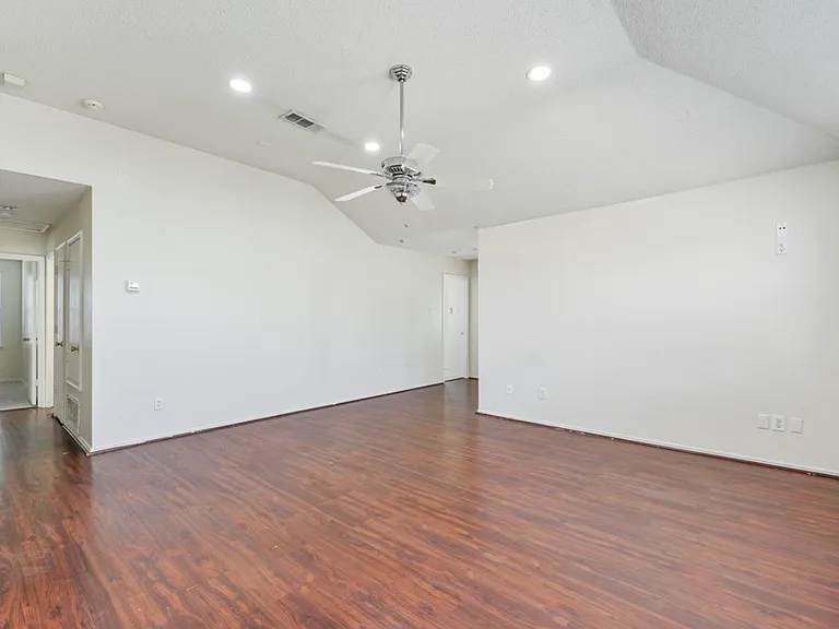 3720 Bandera Ranch Rd — Photo 12