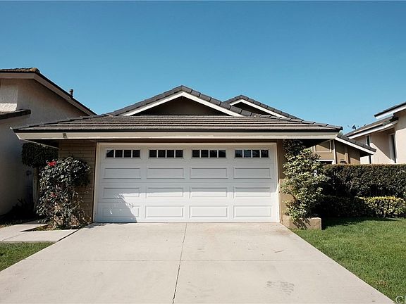 2nd image of 7 Thornwood