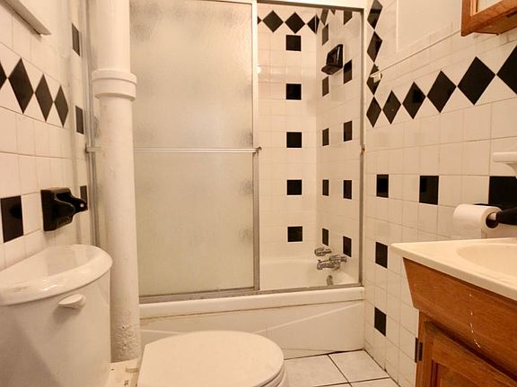5th image of 1702 S Union Ave #1B