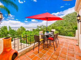 9425 Mount Israel Rd, Escondido, CA 92029