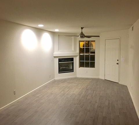 5th image of 1505 N Center St Unit 123