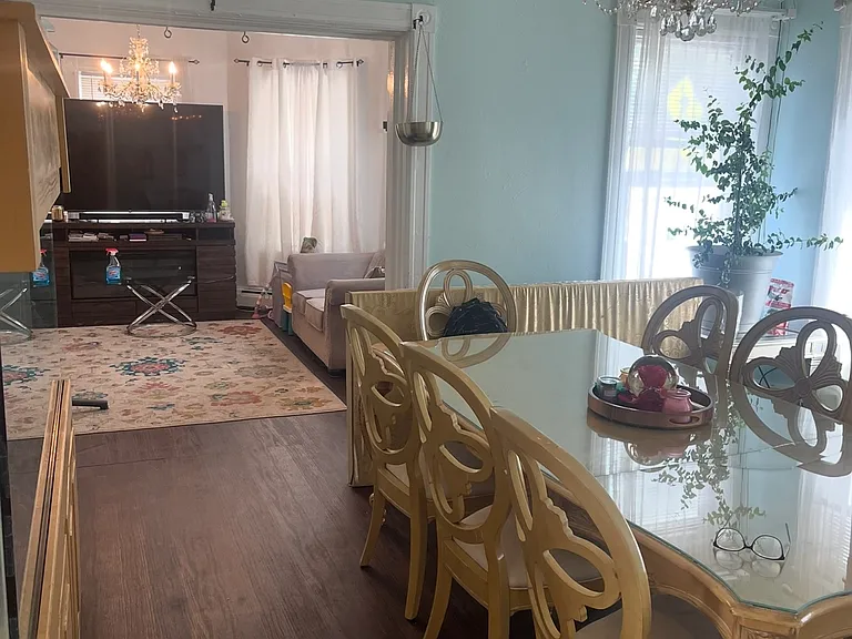 109 Merrifield St #1 — Photo 2