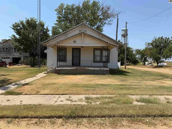 201 Moore St, Coats, KS 67028