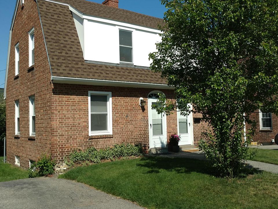 Parking and Street view main entrance