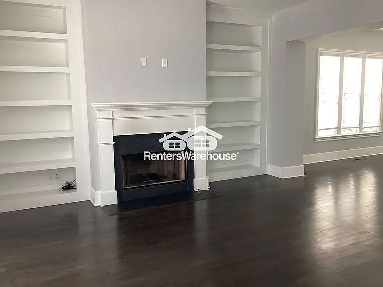 380 Bill Kennedy Way SE — Photo 17