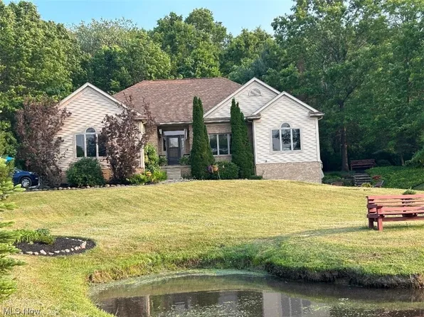 6020 Winchell Rd, Hiram, OH 44234