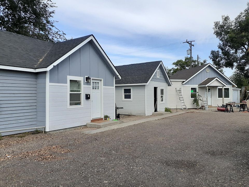 2nd image of 106 E Main St APT 3