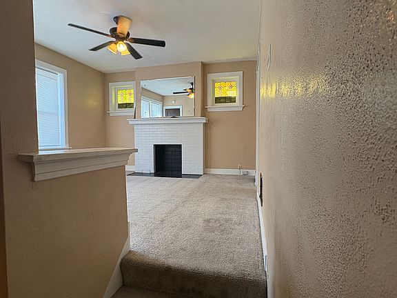 2nd image of 5105 Goethe Ave #5105