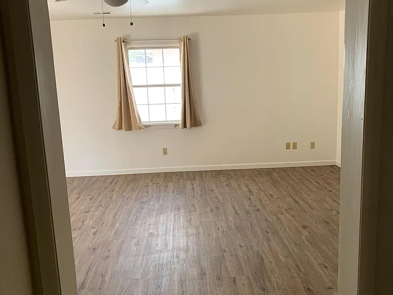 3834 Stoddard Ave — Photo 14