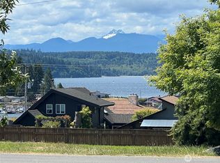 1 Buck Rd NE, Hansville, WA 98340