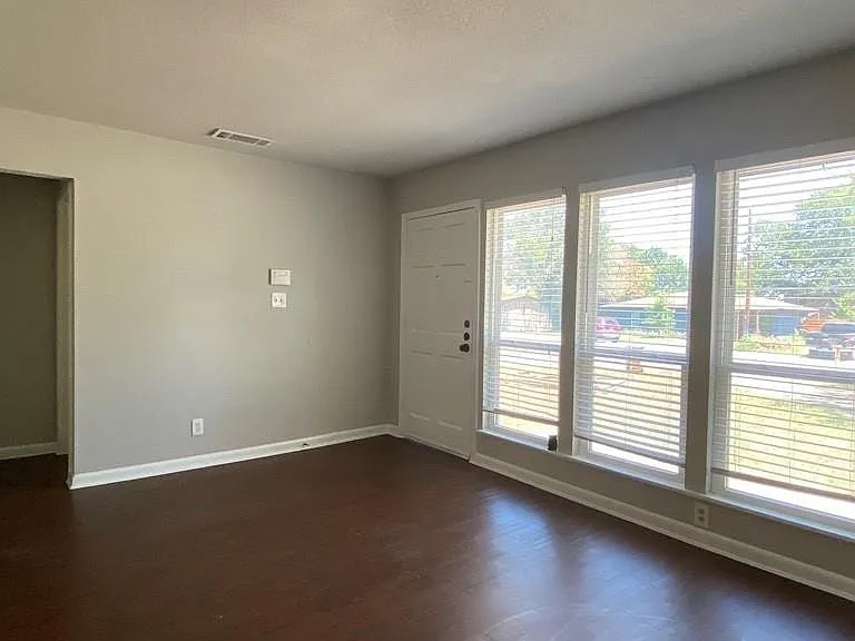 7000 Bryn Mawr Cv — Photo 36
