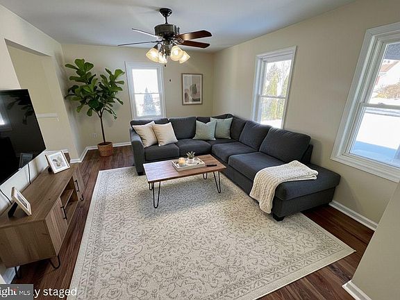 2nd image of 325 Village Spring Ln