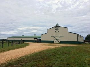 656 Arena Rd, Reeds Spring, MO 65737