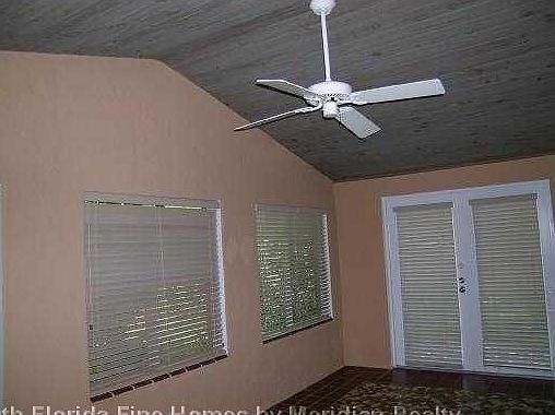 4th image of 1520 NE 4th Pl