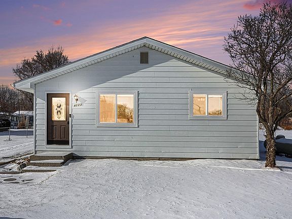 2nd image of 4223 Quanicassee Rd