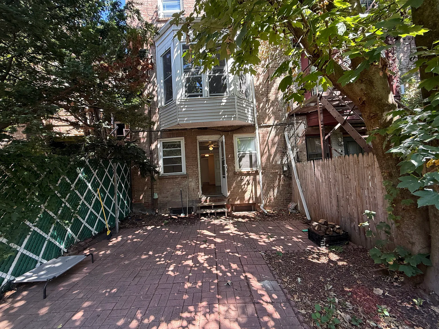 136.5 Lancaster St — Photo 2
