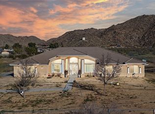 24040 Cuyama Rd, Apple Valley, CA 92307