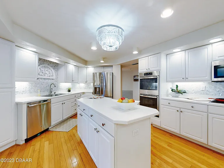 1 John Anderson Dr #Penthouse 7 — Photo 46