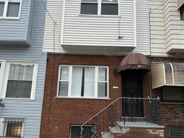 2110 S Lambert St, Philadelphia, PA 19145