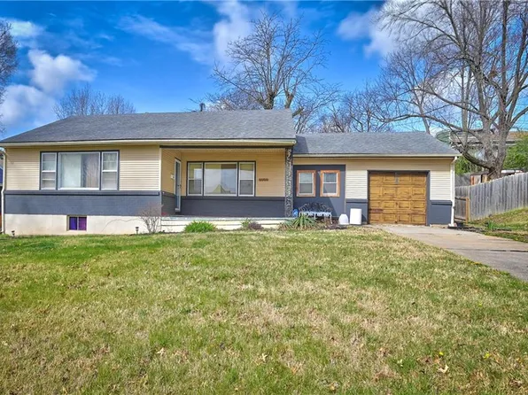 5520 Agnes Ave, Kansas City, MO 64130