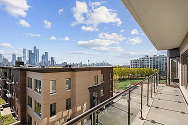 100 Eton Row, #502