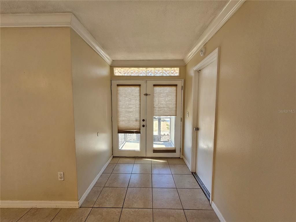 1011 Bacon Ave, Sarasota, FL - View 3