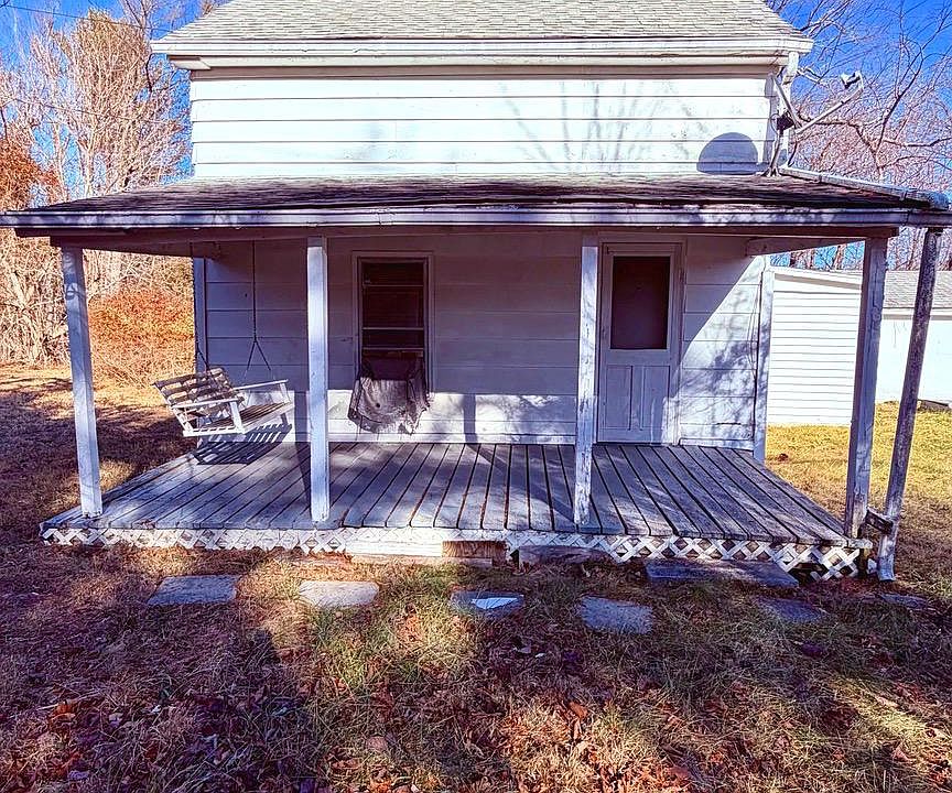 1st image of 2965 Rivermont Dr
