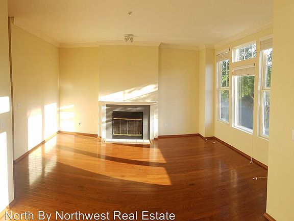 4th image of 2058 Newport Way NW #174