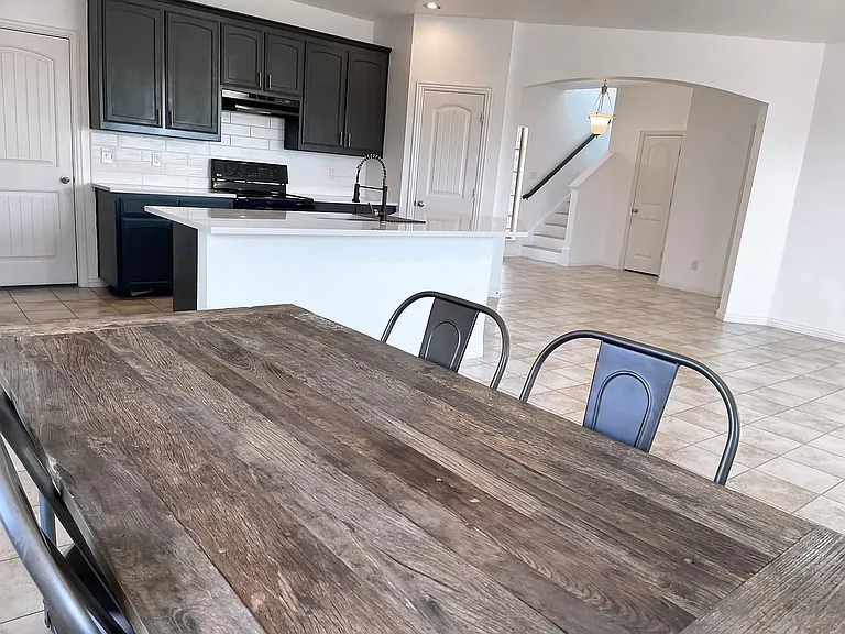 4121 Mantis St — Photo 8