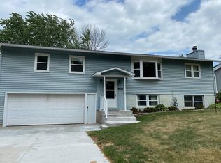 408 6th Ave NW, Dodge Center, MN 55927