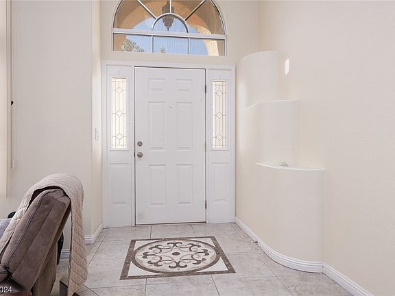 4th image of 9424 Calico Garden Ave