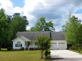 513 Saint James Dr, Loris, SC 29569