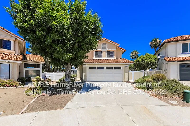 39625 Almansa Ct