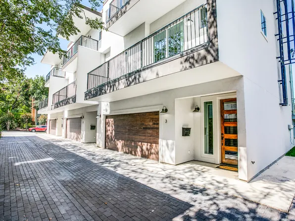 127 MARCIA PL #3, Alamo Heights, TX 78209