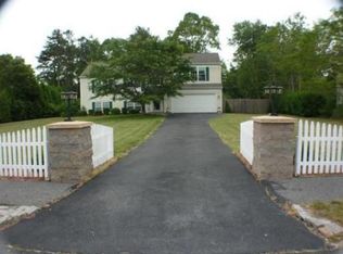 45 Amanda Ave, Plymouth, MA 02360