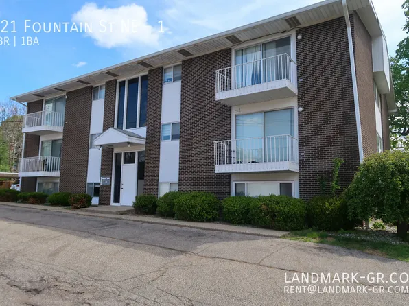 321 Fountain St NE, Grand Rapids, MI