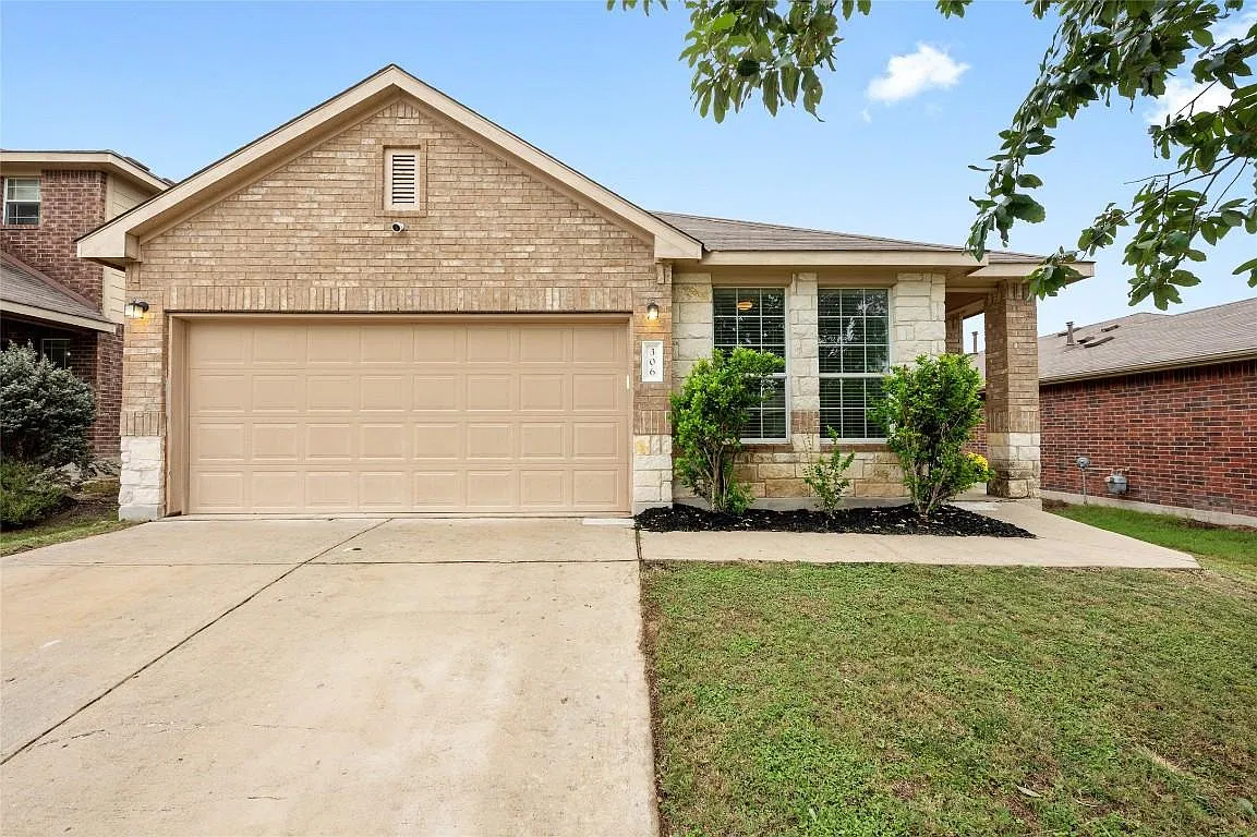 3 bed, 1513 sqft, $2,400 — Photo 1
