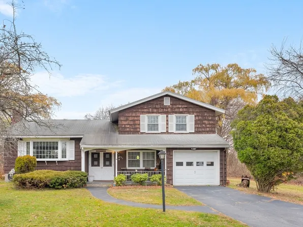 995 North St, Tewksbury, MA 01876
