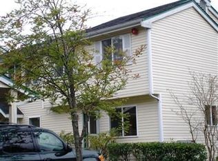 833 SW Sunset Blvd #1, Renton, WA 98057