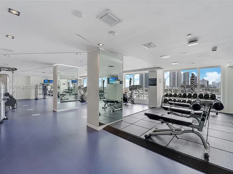 4250 Biscayne Blvd #301 — Photo 15