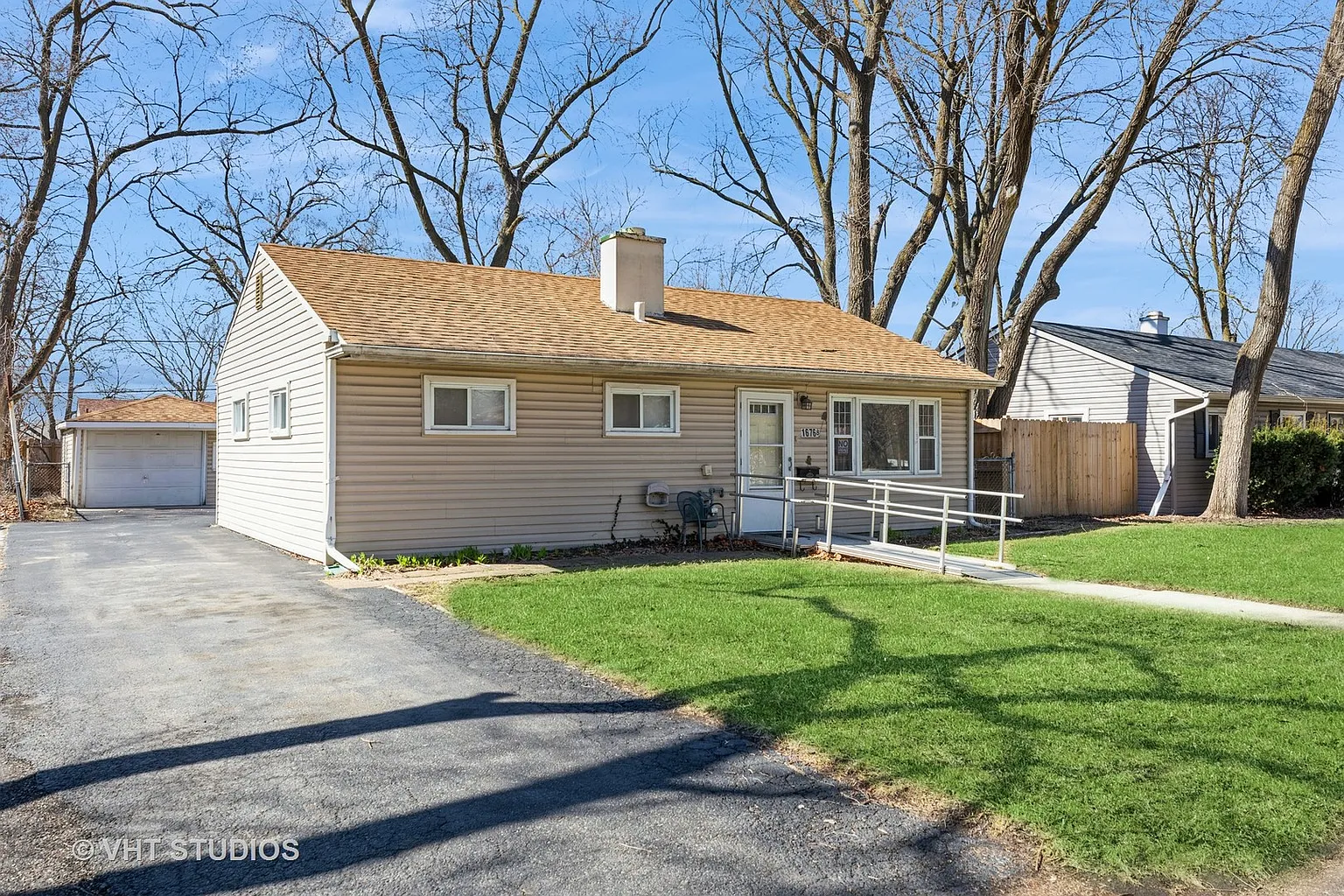16768 Western Ave photo 1