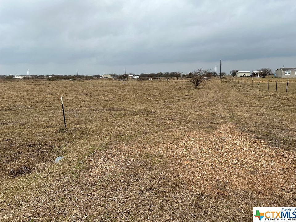 2nd image of 87 Shady Hollow Rd