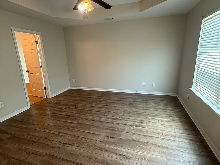 505 Arrie Dr — Photo 9