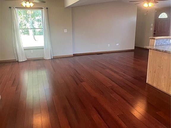 3rd image of 344 Bryant Ave