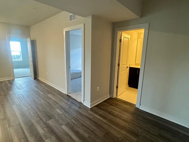 6922 Fountain Park Dr — Photo 15