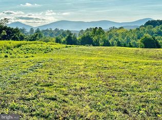 Pasture Ln, Marshall, VA 20115