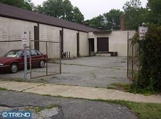 41 Polk St, Riverside, NJ 08075