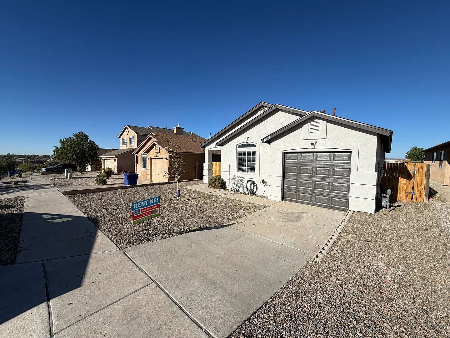 2 Bedroom Single Story Home Available Near McMahon Blvd NW & Unser Blvd NW! — Photo 2