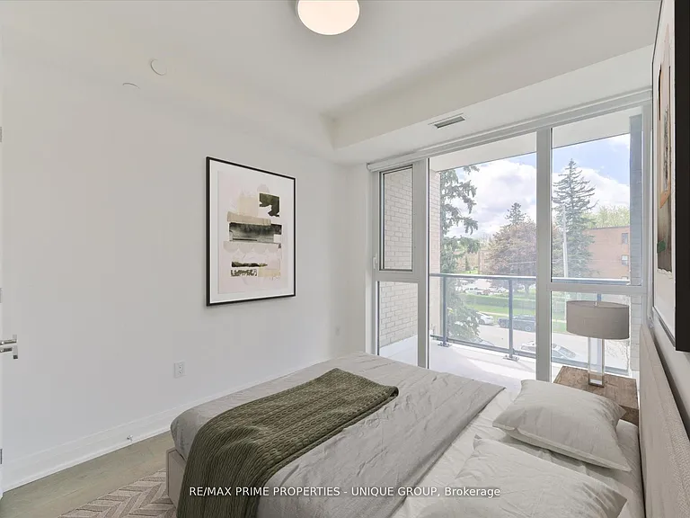 293 The Kingsway #322 — Photo 21